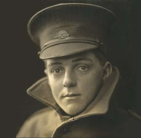 Robert_Venn_Burton_SA_KIA_Western_Front_photograph_image