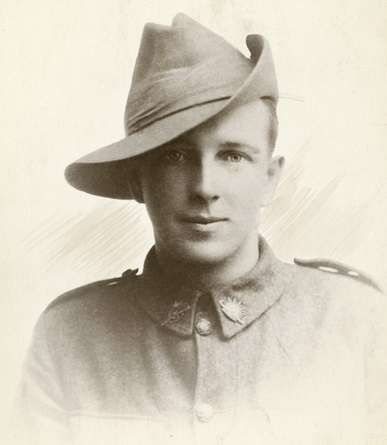 Alexander_Fraser_KIA_Western_Front_1918_photo